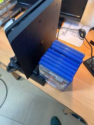 PS4 500 GB con 3 mandos