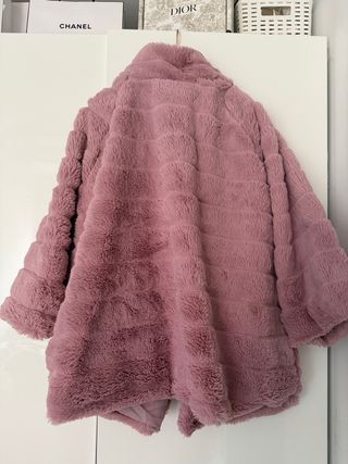 Abrigo de pelo rosa