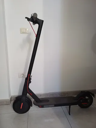Patinete Eléctrico Negro