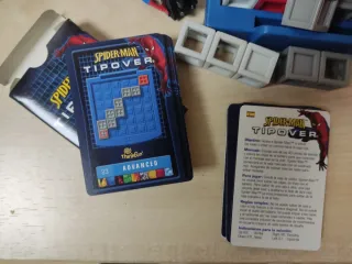 Juego de mesa Spiderman Tipover