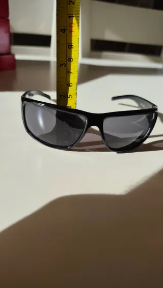 Gafas de sol Time Force negras sin estrenar