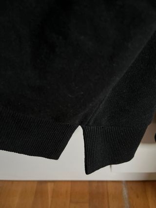 Sudadera negra manga larga