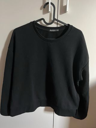 Sudadera negra manga larga