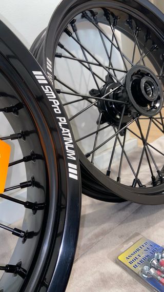 Llantas supermotard SM Pro Platinum