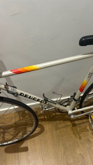 Bici carretera mujer Peugeot blanca y roja