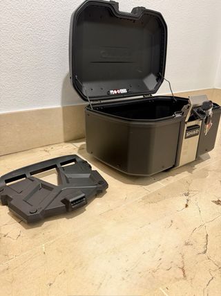 TOP CASE SHAD TR55 BLACK EDITION + BIGPLATE