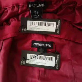 Conjunto Top y Falda PrettyLittleThing Talla XS