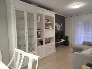 Mueble de comedor blanco madera