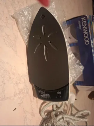 Ferro da stiro Kenwood da viaggio