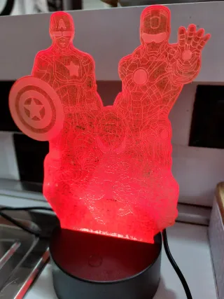 Lampada LED Supereroi Marvel