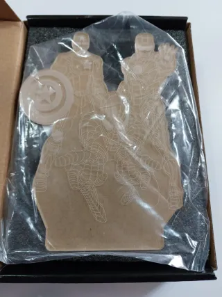 Lampada LED Supereroi Marvel