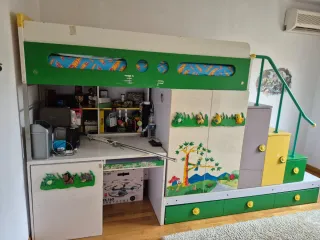 Mueble infantil litera con escritorio