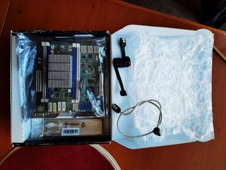 Placa Base Servidor ASRock Rack + 16GB de RAM