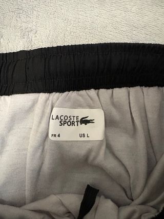 Conjunto deportiva Lacoste Azul y Negro