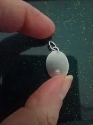 Charm in argento con fiore