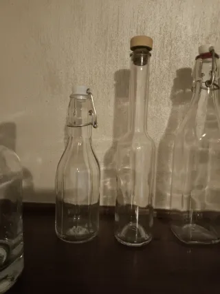 Lotto 6 bottiglie in vetro