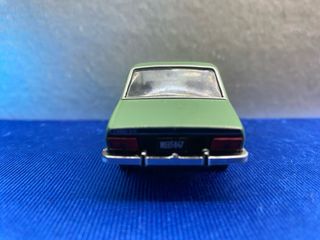 COCHE DE MINIATURA RENAULT 12 TS ESCALA 1:43