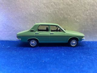 COCHE DE MINIATURA RENAULT 12 TS ESCALA 1:43