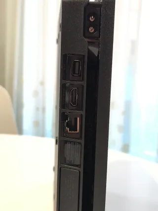 Sony PS4 Slim 1TB Negra