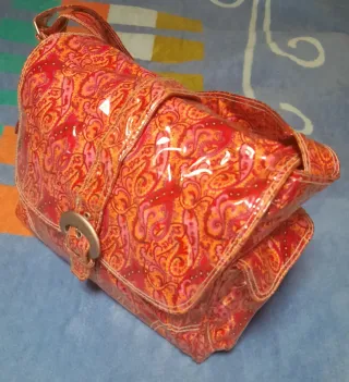 Bolso estampado paisley brillante