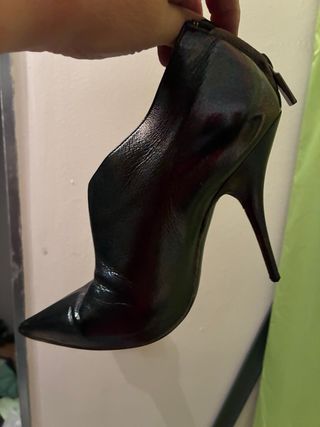 Zapatos Casadei tacón alto negros-morados.