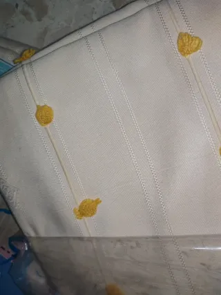 Cortinas Confeccionadas Beige/Amarillo