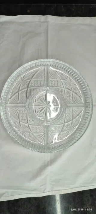 Entremesera de cristal con divisiones