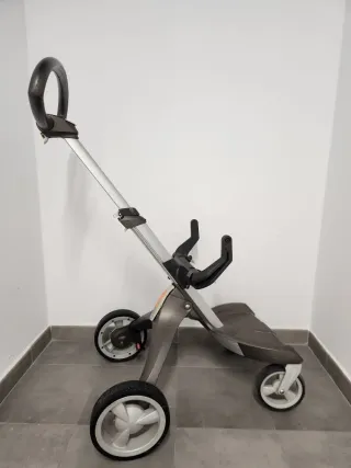 Passeggino e seggiolino auto Stokke grigio