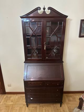 Mueble Vitrina Madera y Cristal