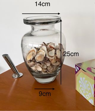 Jarrón de vidrio transparente minimalista