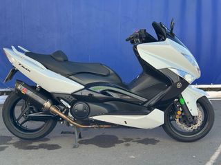 Yamaha T-Max 2011