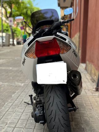 Yamaha T-Max 2011