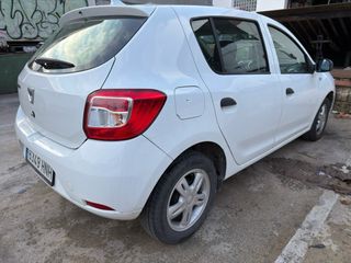 Dacia Sandero 2013