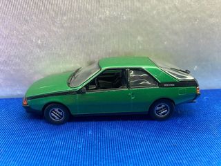 COCHE DE MINIATURA RENAULT FUEGO GTX ESCALA 1:43