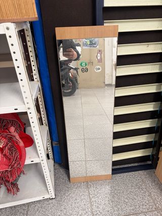 Escritorio de madera