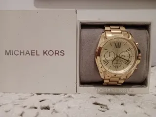 Reloj Michael Kors Dorado Cronógrafo
