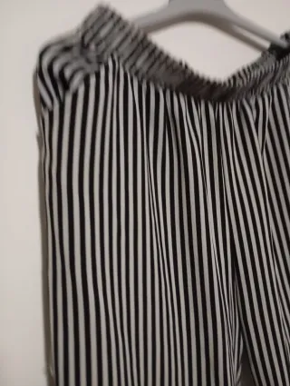 Pantalón de tela a rayas para mujer