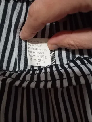 Pantalón de tela a rayas para mujer