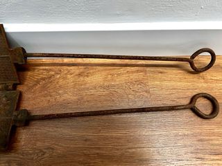 Gofrera antigua de hierro fundido