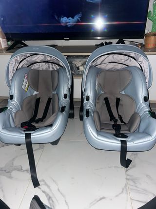 Carro gemelar Junama seminuevo