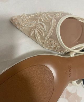 Zapatos Zara Talla 37 Tacón Encaje Blanco