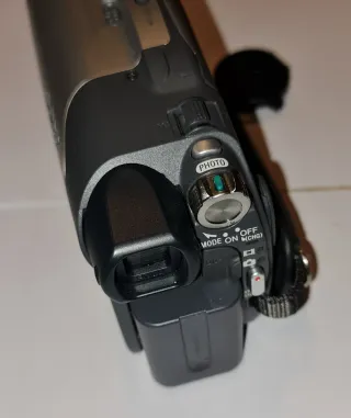 Sony Handycam DCR-DVD105E Videocámara