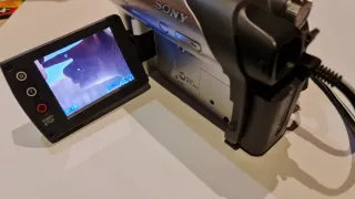 Sony Handycam DCR-DVD105E Videocámara