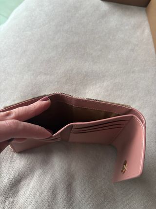 Cartera Burberry Rosa y Beige