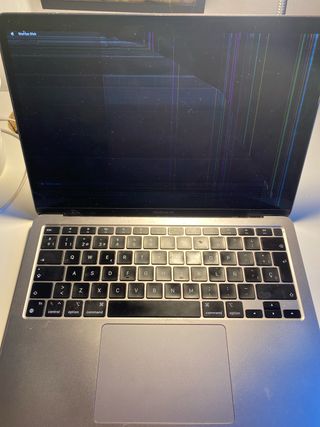 MacBook Air 2020 256 GB Pantalla Rota