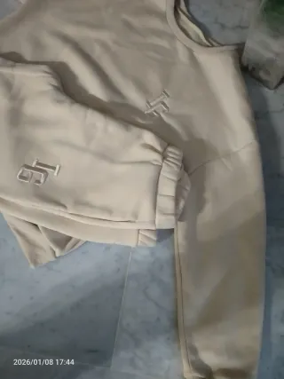 Chándal muy bonito genero gordito