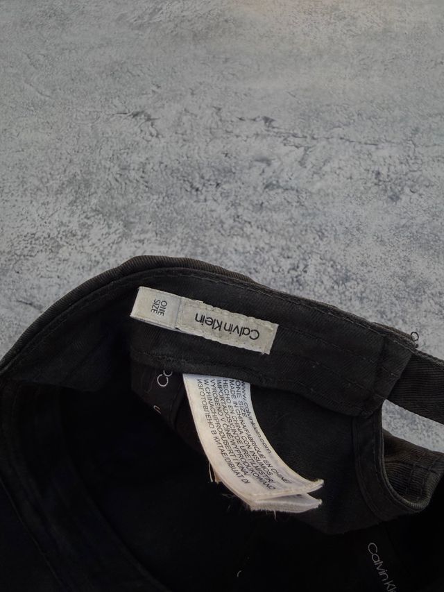 Gorra Calvin Klein Negra