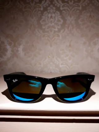 Occhiali Ray-Ban Wayfarer neri lenti blu
