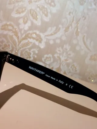 Occhiali Ray-Ban Wayfarer neri lenti blu