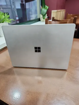 Microsoft Surface Laptop Go 3 i5